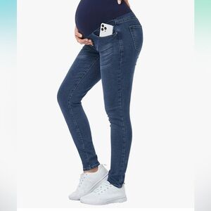 Stylish Maternity Jeggings in Classic Blue